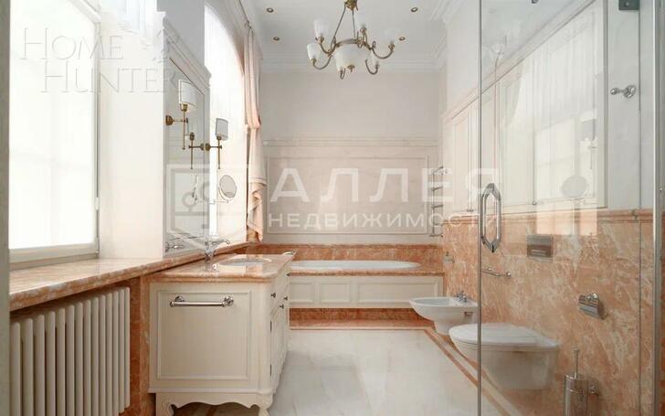 2-этажный коттедж 1 211 м² с отделкой