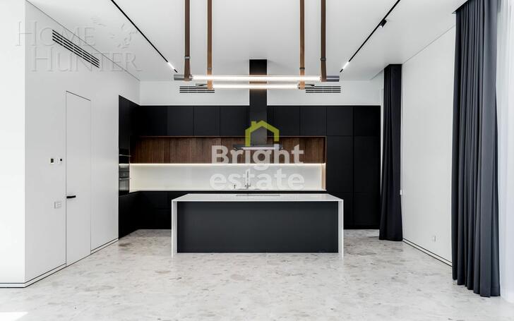 3-этажный коттедж 650 м² с отделкой