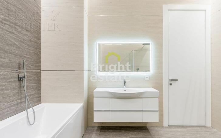 3-этажный коттедж 650 м² с отделкой