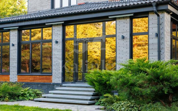 2-этажный коттедж 600 м² с отделкой