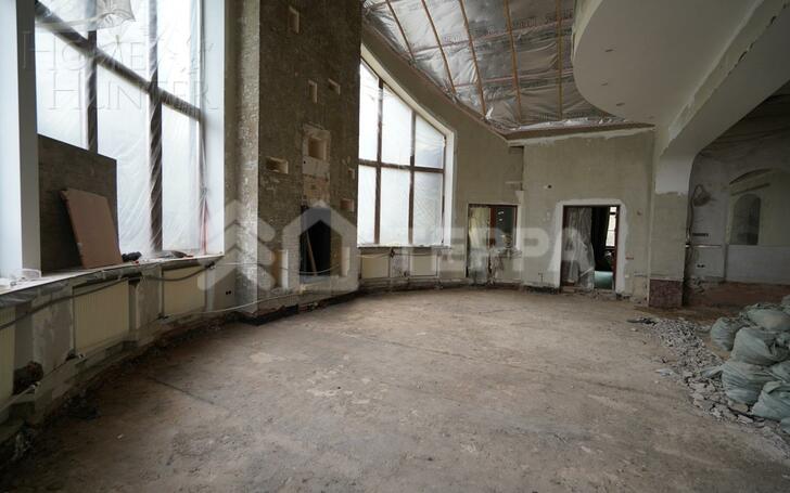 3-этажный коттедж 700 м² без отделки