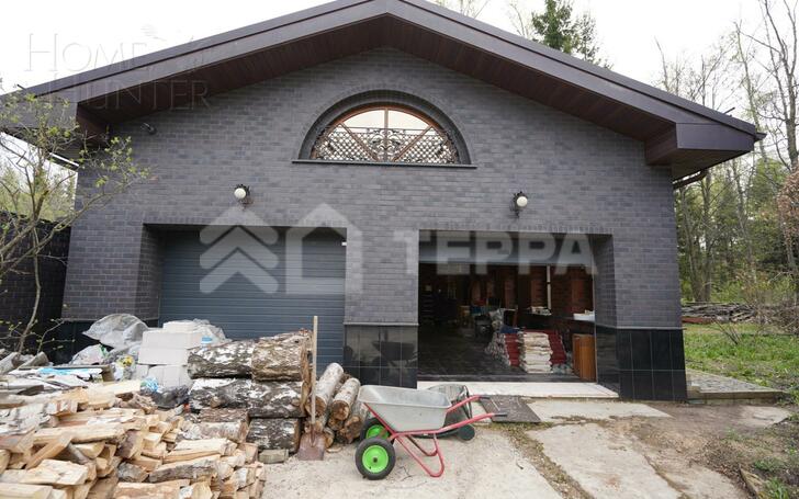 3-этажный коттедж 700 м² без отделки