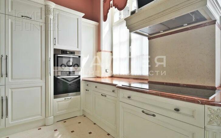 2-этажный коттедж 1 211 м² с отделкой