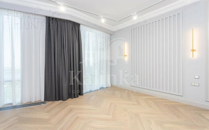 5-КОМН. КВАРТИРА С ОТДЕЛКОЙ 160 М² НА 23 ЭТАЖЕ