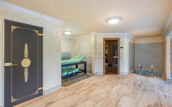 4-этажный коттедж 3 050 м² с отделкой