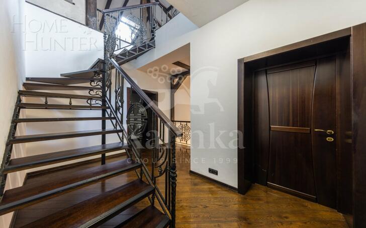 2-этажный коттедж 600 м² с отделкой