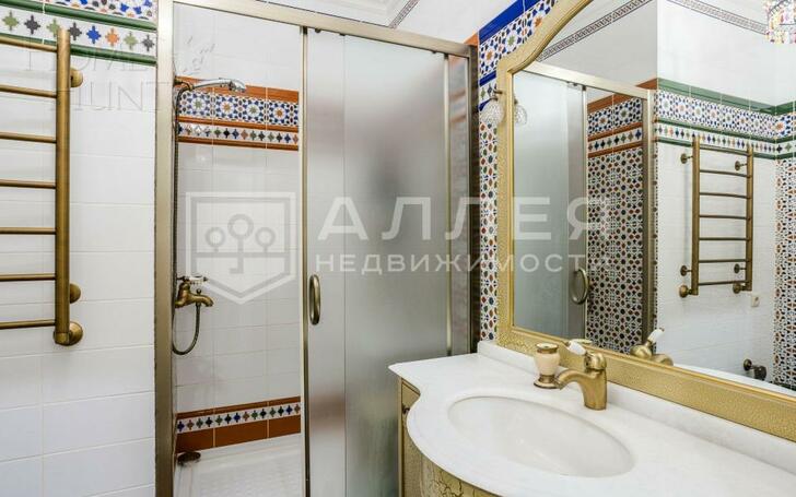 2-этажный таунхаус 390 м² с отделкой
