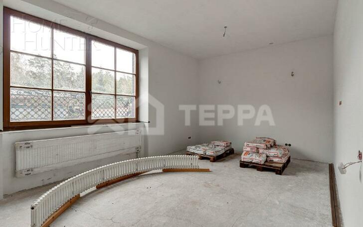 3-этажный коттедж 700 м² без отделки
