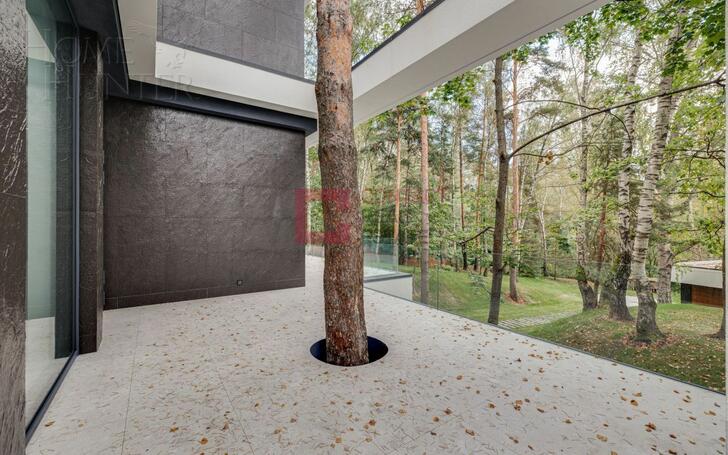 2-этажный коттедж 650 м² с отделкой