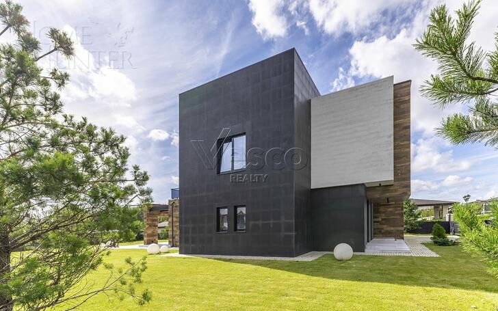 2-этажный коттедж 540 м² с отделкой