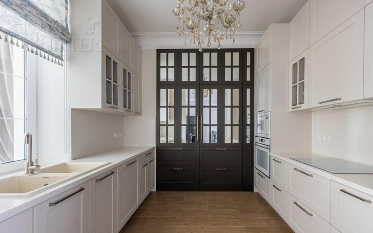 2-этажный коттедж 400 м² с отделкой