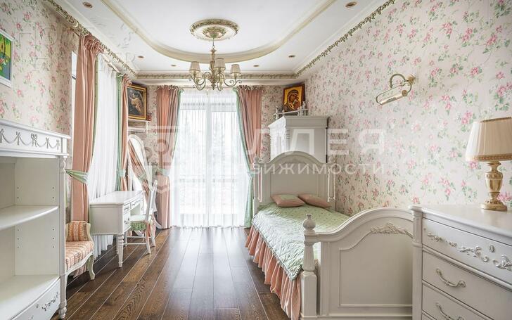 2-этажный коттедж 691.8 м² с отделкой