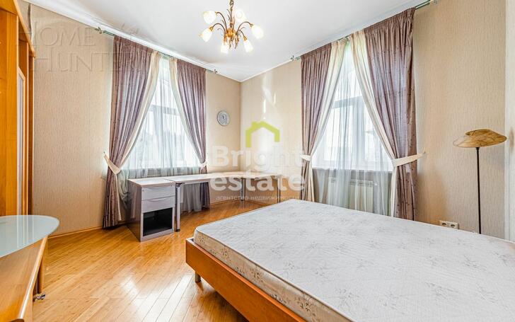 3-этажный коттедж 600 м² с отделкой