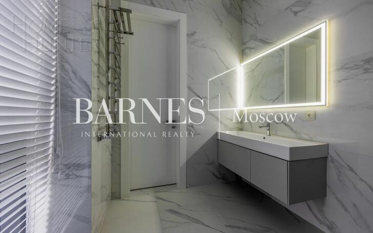 2-этажный коттедж 650 м² с отделкой