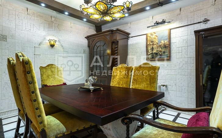 2-этажный коттедж 691.8 м² с отделкой
