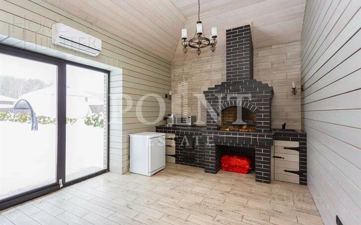 2-этажный коттедж 325 м² с отделкой