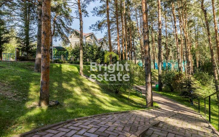 3-этажный коттедж 420 м² с отделкой