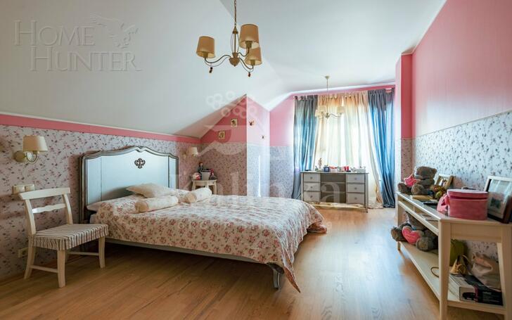 2-этажный коттедж 2 500 м² с отделкой