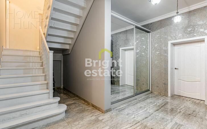 3-этажный коттедж 420 м² с отделкой