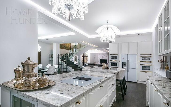 2-этажный коттедж 1 200 м² с отделкой
