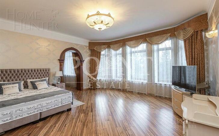 3-этажный коттедж 2 009 м² с отделкой