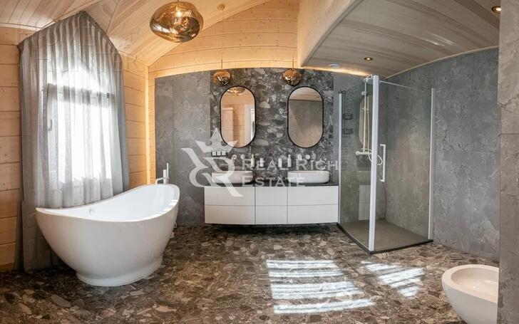 2-этажный коттедж 630 м² с отделкой