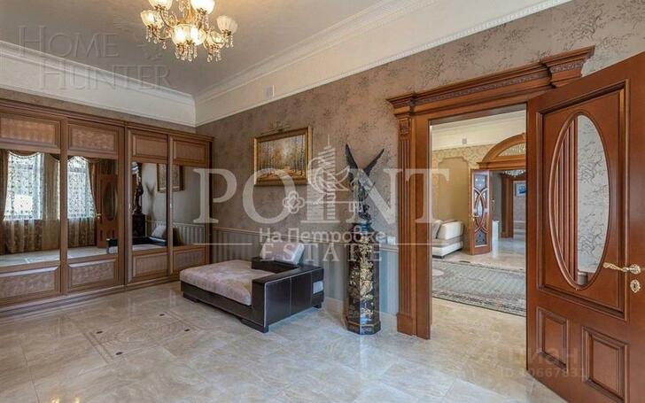 3-этажный коттедж 2 009 м² с отделкой