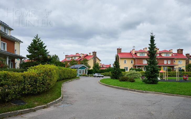 3-этажный таунхаус 270 м² с отделкой