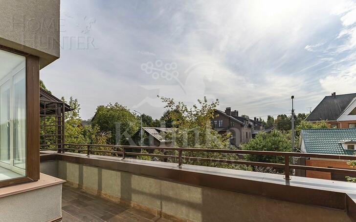 2-этажный таунхаус 500 м² с отделкой