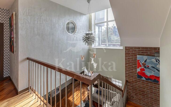 2-этажный таунхаус 500 м² с отделкой
