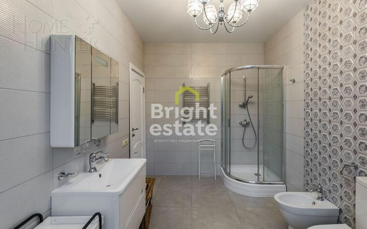 3-этажный коттедж 420 м² с отделкой