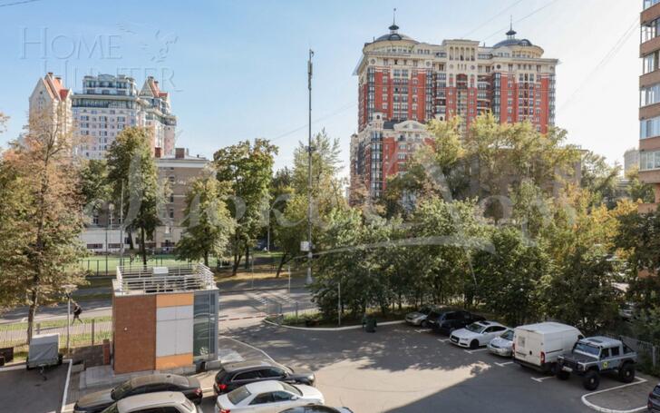 6-КОМН. КВАРТИРА БЕЗ ОТДЕЛКИ 226.2 М² НА 2 ЭТАЖЕ