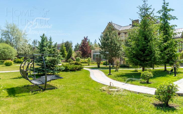 2-этажный коттедж 1 580 м² без отделки