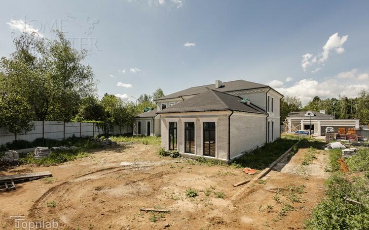 2-этажный коттедж 500 м² без отделки