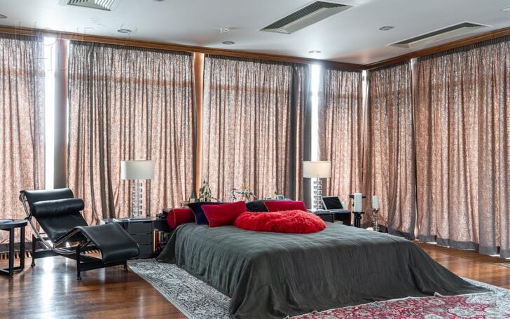 3-этажный коттедж 1 315 м² с отделкой