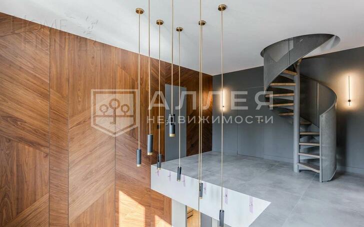 2-этажный коттедж 370 м² с отделкой