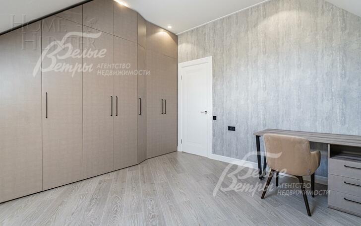 3-этажный коттедж 535 м² с отделкой