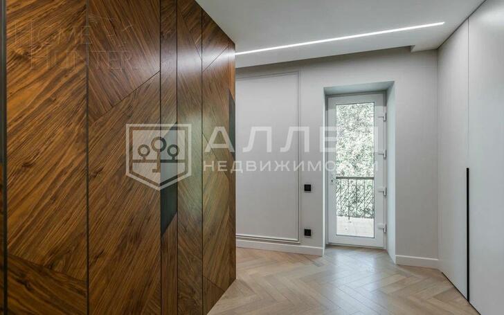 2-этажный коттедж 370 м² с отделкой