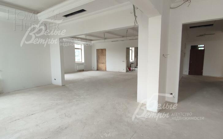 2-этажный коттедж 1 580 м² без отделки