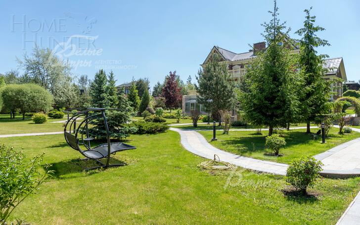 2-этажный коттедж 1 580 м² без отделки