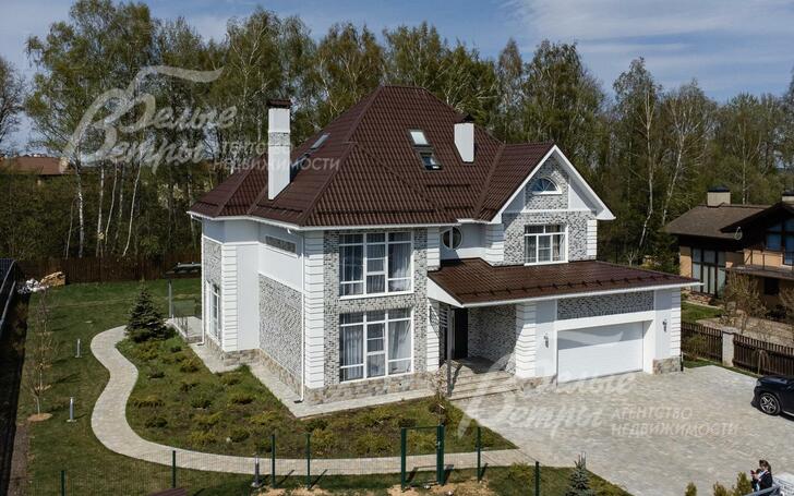 3-этажный коттедж 535 м² с отделкой