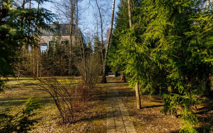 3-этажный коттедж 315 м² с отделкой