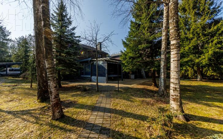 3-этажный коттедж 315 м² с отделкой
