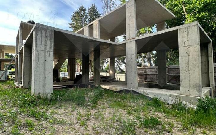 2-этажный коттедж 500 м² без отделки