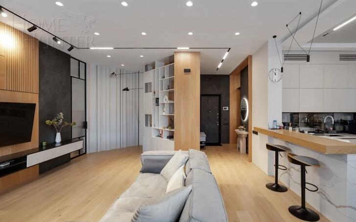 4-КОМН. КВАРТИРА С ОТДЕЛКОЙ 135 М² НА 3 ЭТАЖЕ