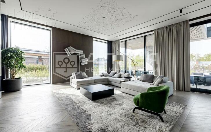 3-этажный коттедж 1 450 м² с отделкой