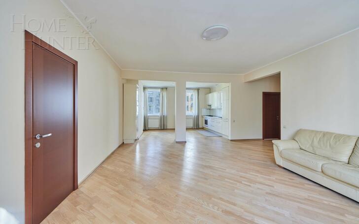 5-КОМН. КВАРТИРА С ОТДЕЛКОЙ 121 М² НА 4 ЭТАЖЕ