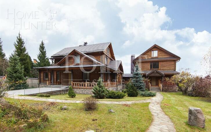2-этажный коттедж 1 100 м² с отделкой