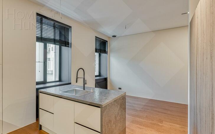 4-КОМН. КВАРТИРА С ОТДЕЛКОЙ 250.25 М² НА 4 ЭТАЖЕ