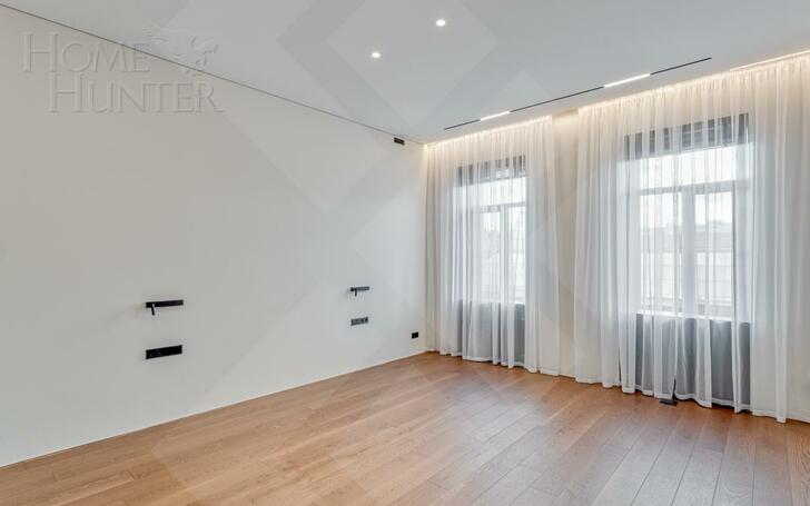 4-КОМН. КВАРТИРА С ОТДЕЛКОЙ 250.25 М² НА 4 ЭТАЖЕ